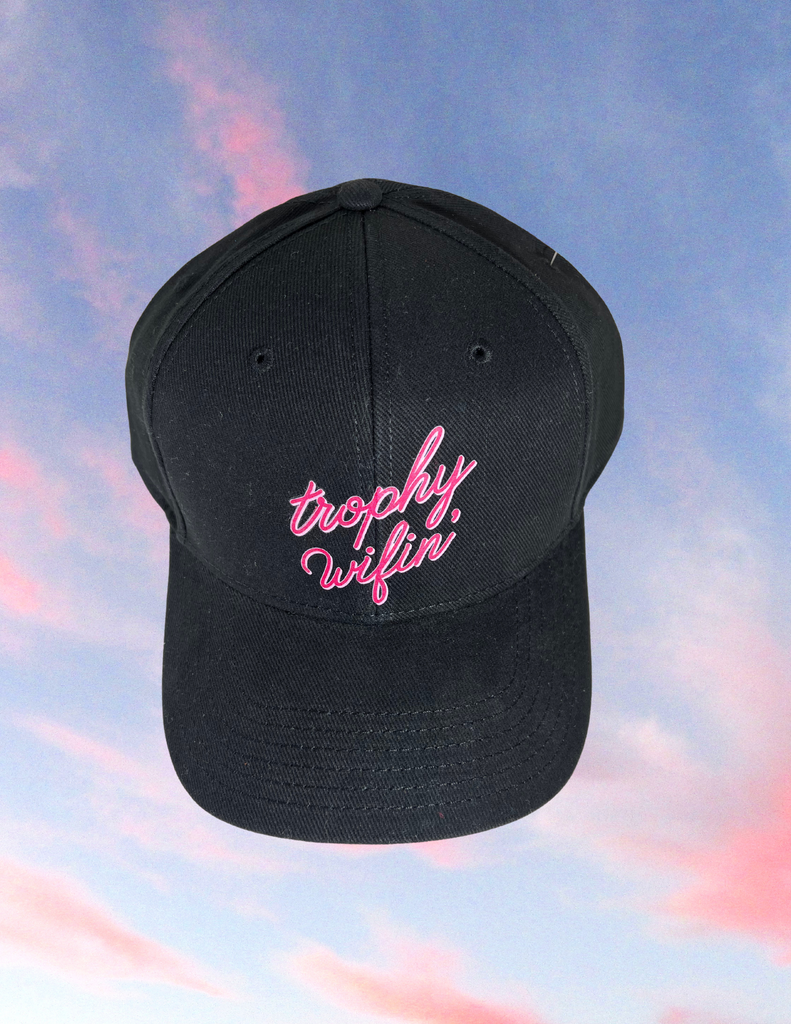 TROPHY WIFIN’ BASEBALL HAT IN BLACK